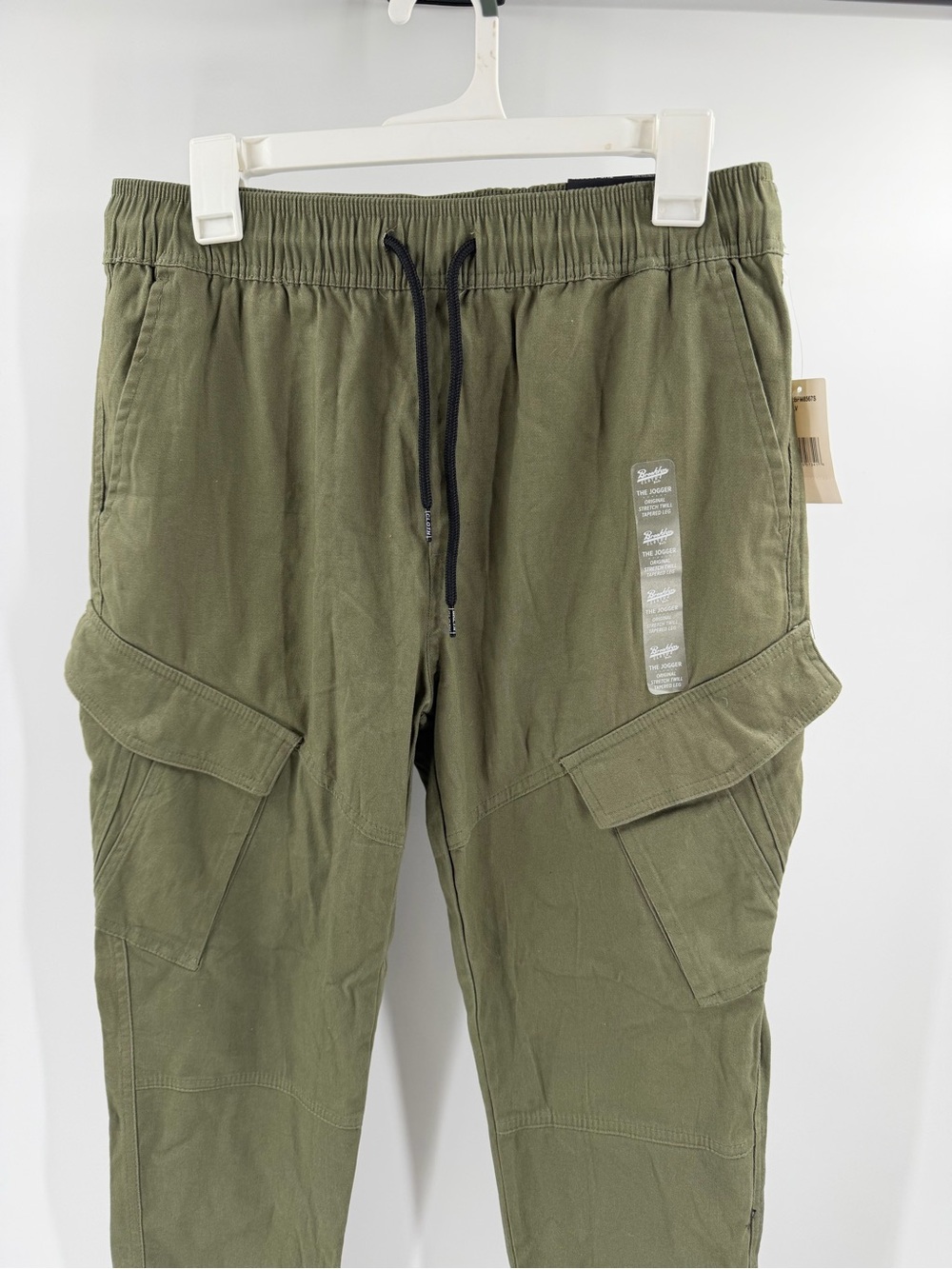 Brooklyn Cloth Men's Cargo Pocket Twill Joggers Relaxed Fit Durable Green Large - Picture 4 of 7